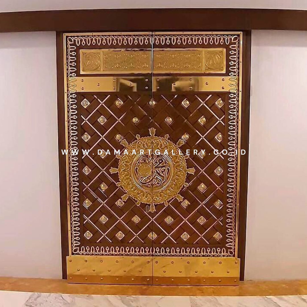 Pengrajin Pintu Masjid Nabawi