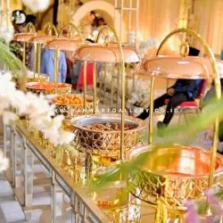 Chafing dish tempat prasmanan