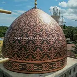 Kubah Masjid Tembaga Terlihat Lebih Estetik